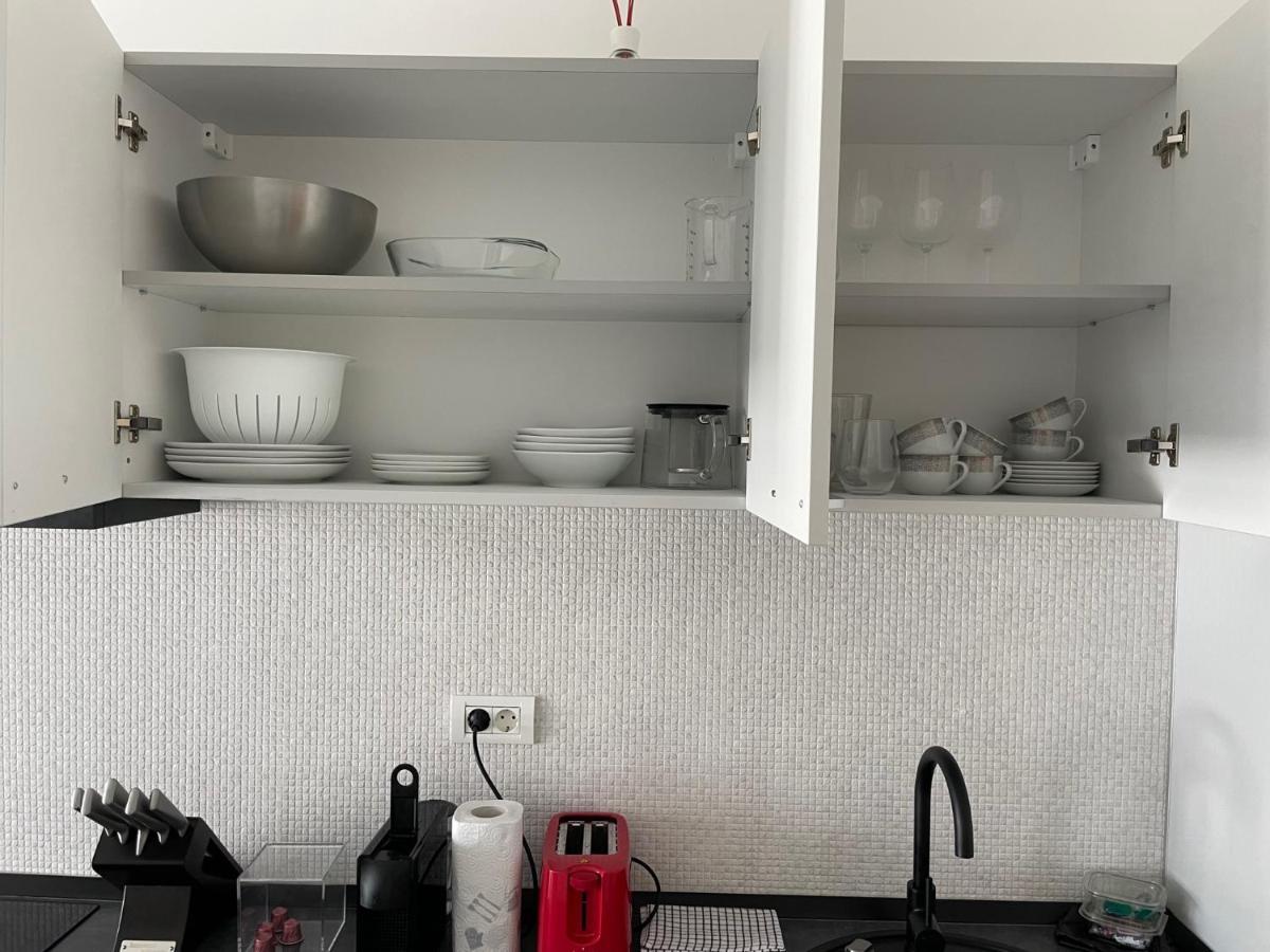 Cozy 2-Room Penthouse Lakeview W14 布加勒斯特 外观 照片
