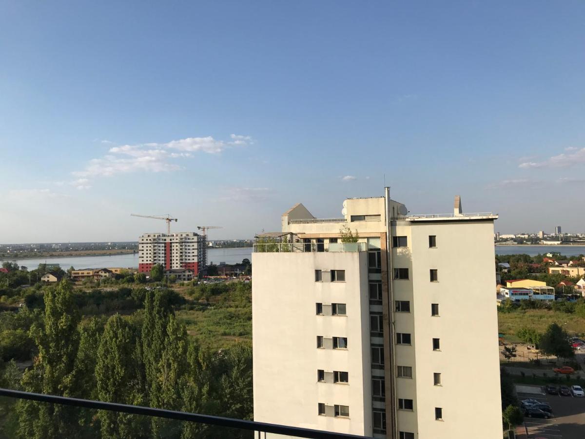 Cozy 2-Room Penthouse Lakeview W14 布加勒斯特 外观 照片
